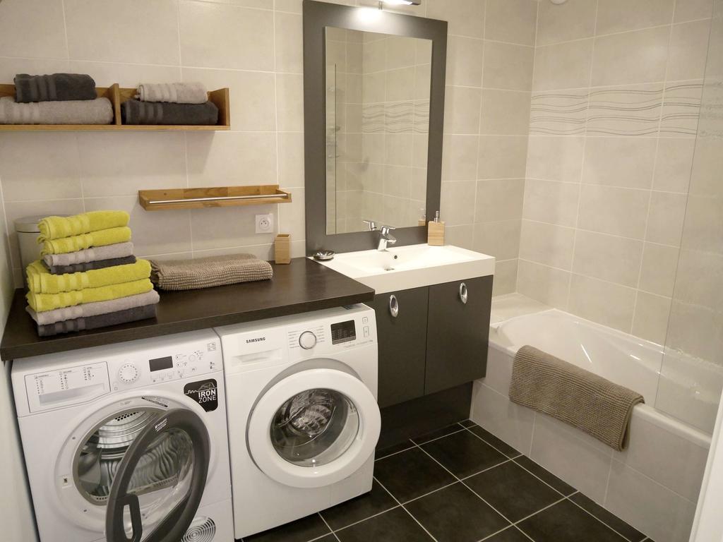 Le Janua - Accort Apartment อานซี ภายนอก รูปภาพ